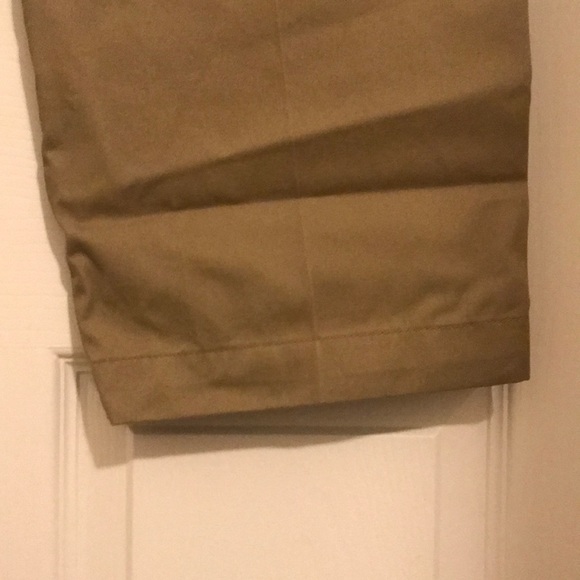 Basic Editions men’s khaki pants - Picture 4 of 5